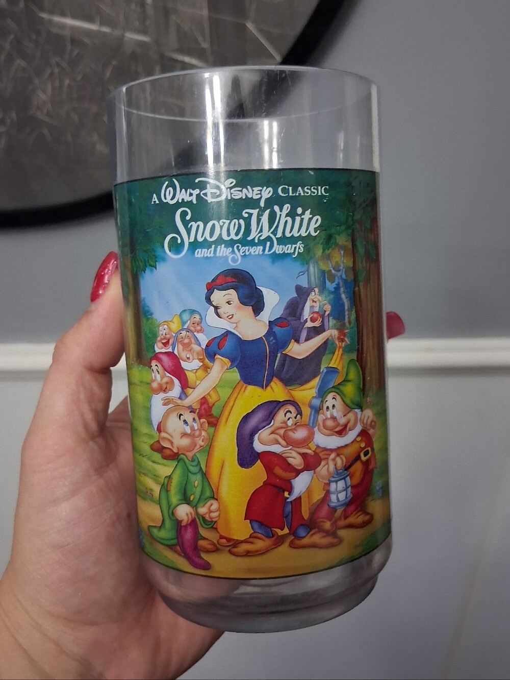 Walt Disney Collectors Series Vingage Snow White and the Seven Dwarfs Cup